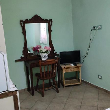 Il Paradiso Латина Екстериор снимка
